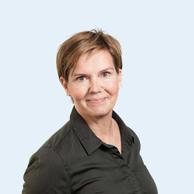 Johtava juristi Kirsi Parnila Helsingin seudun kauppakamarista